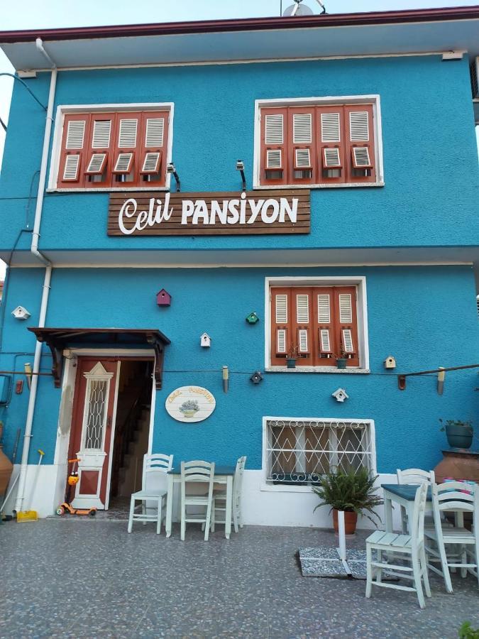 Celil Pansiyon Айвалык Экстерьер фото